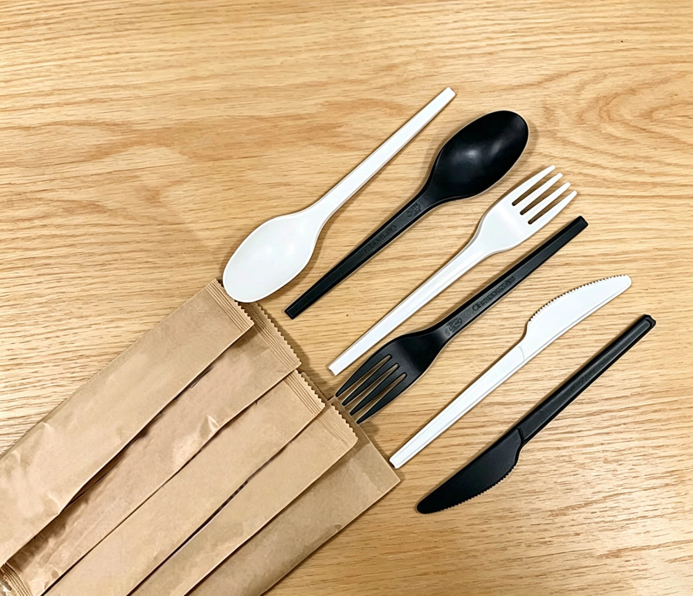 Disposable cutlery (fork, spoon, knife) 3